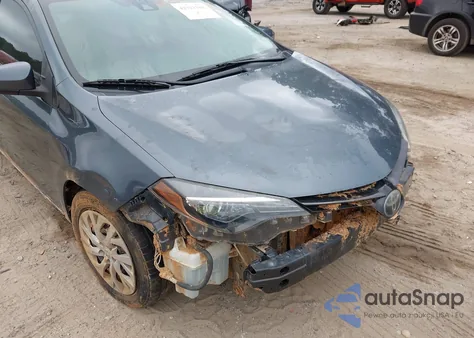 2018 Toyota Corolla Le z USA, uszkodzony, nr VIN 2T1BURHE9JC008882